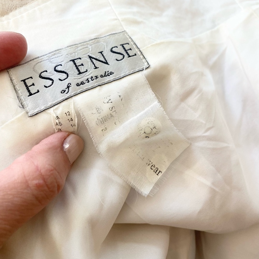Essence of Australia Lace Chiffon Wedding Dress - Picture 16 of 16
